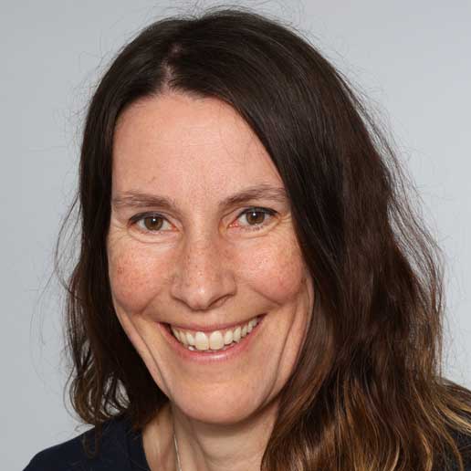 Dagmar Gerhardt, Systemische Hörtherapeutin und Astrologin